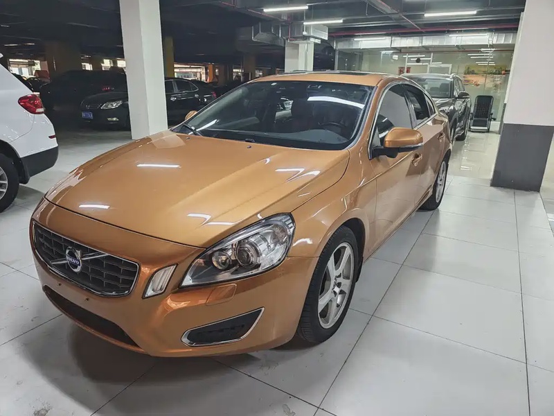 Volvo S60