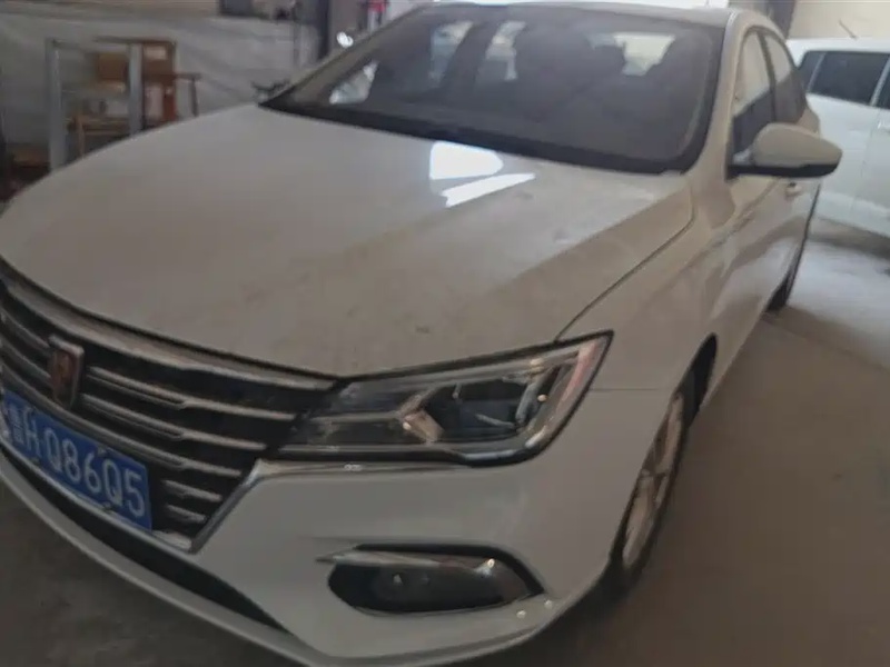 Roewe i5