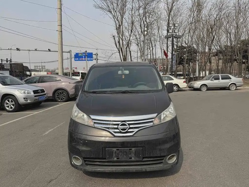 Nissan NV200 2016