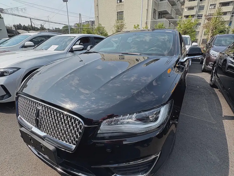 Lincoln MKZ