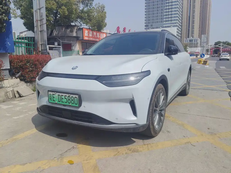 Leapmotor C11