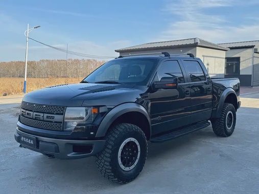 Ford F-150 Raptor 2015