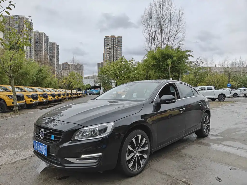 Volvo S60