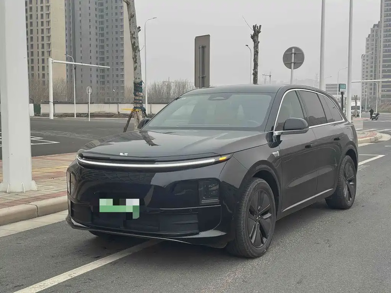 Li Auto L6