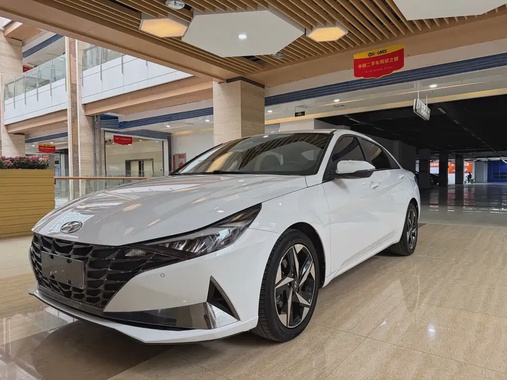 Hyundai Elantra 2023