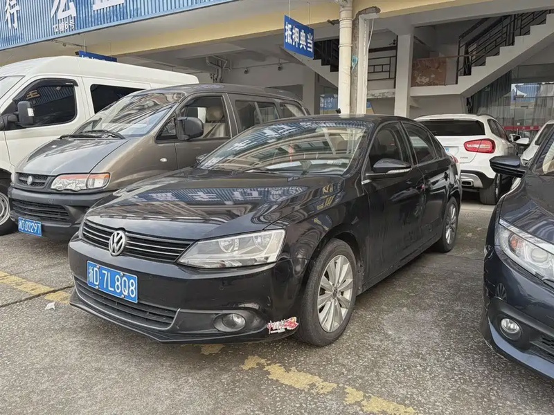 Volkswagen Sagitar