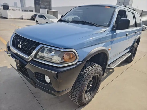 Mitsubishi Pajero 2004
