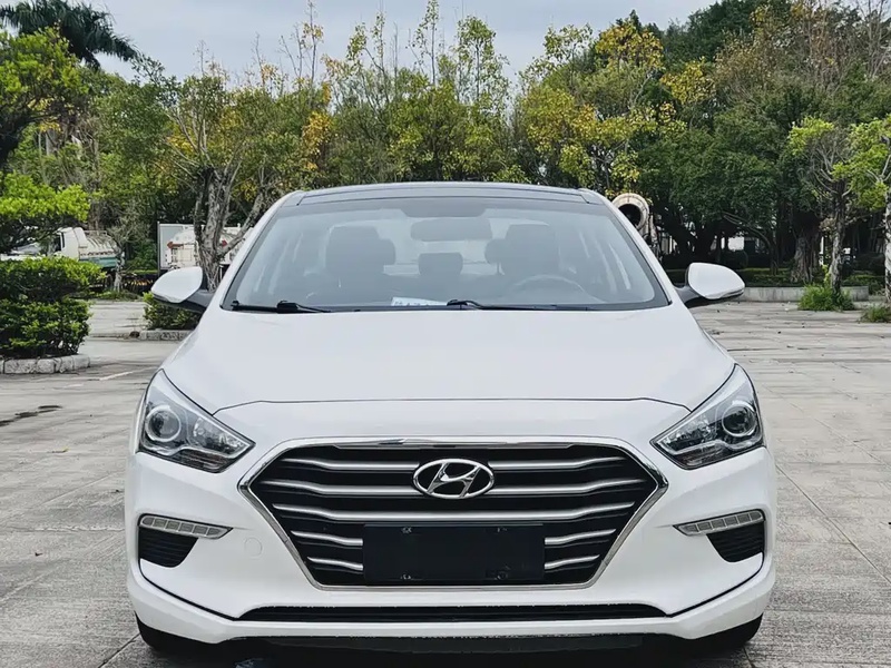 Hyundai Mistra