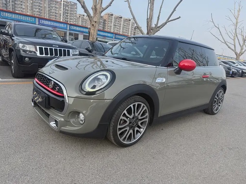 MINI Other 2019