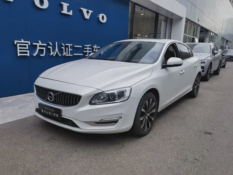 Volvo S60