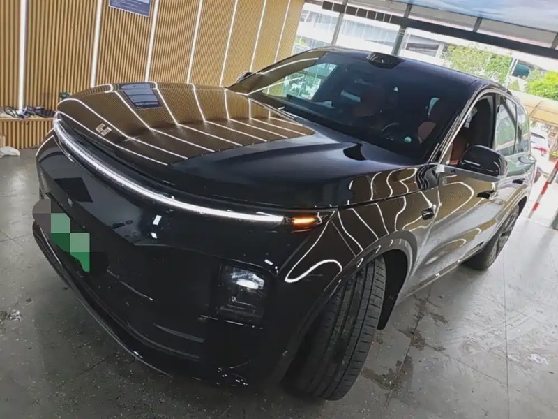Li Auto L6