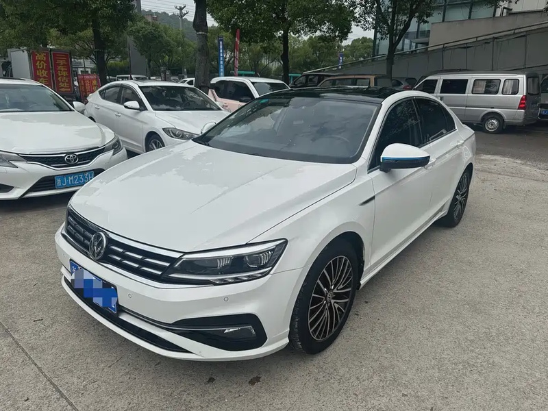 Volkswagen Lamando