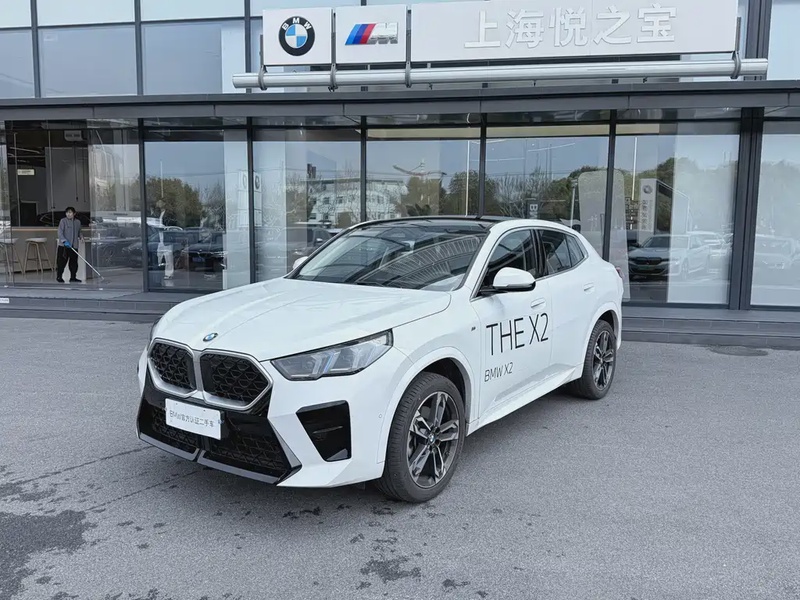 BMW X2