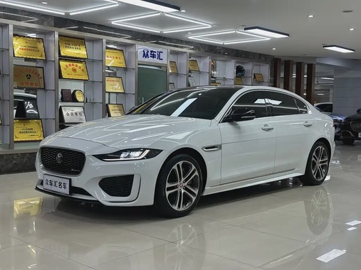 Jaguar XE 2022