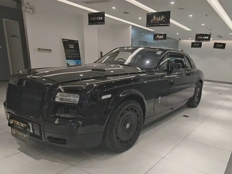 Rolls-Royce Phantom