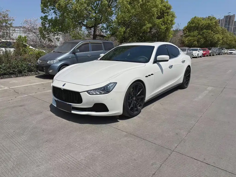 Maserati Ghibli