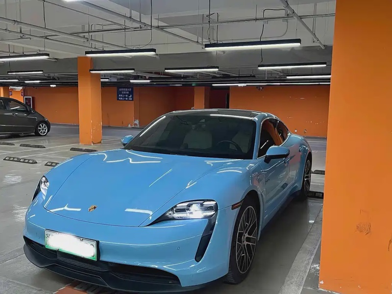 Porsche Taycan