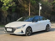 Hyundai Elantra 2022