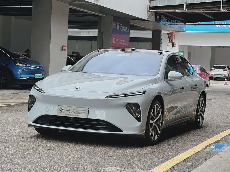 NIO ET7