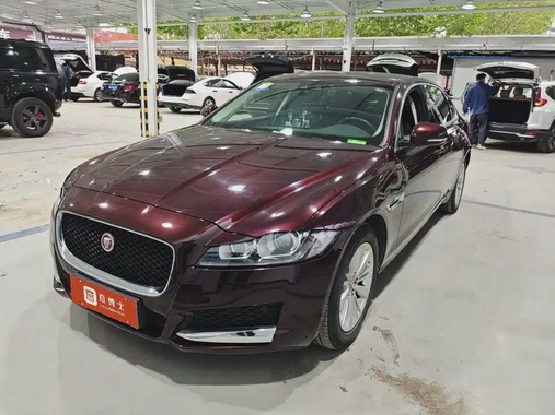 Jaguar XF 2021