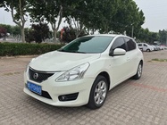Nissan Tiida 2012