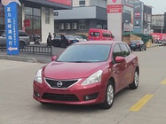 Nissan Tiida 2012