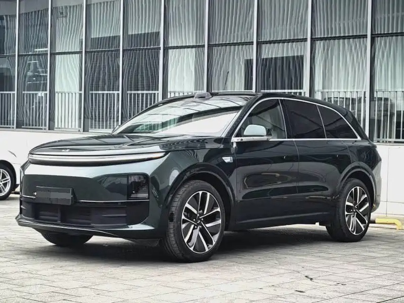 Li Auto L6