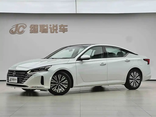 Nissan Teana 2023