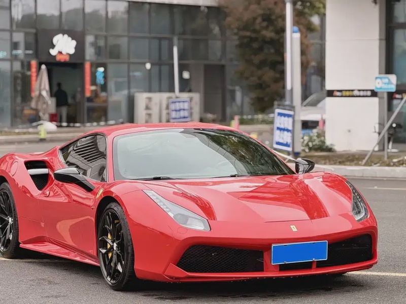 Ferrari 488