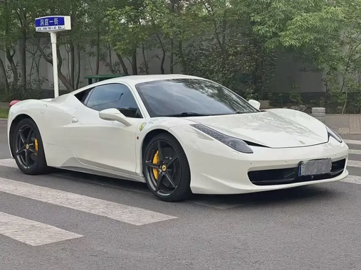 Ferrari 458 2014