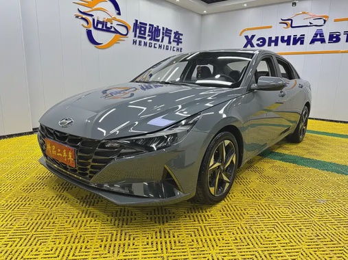 Hyundai Elantra 2022