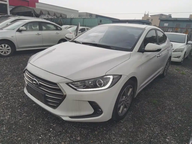 Hyundai Elantra