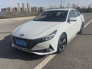 Hyundai Elantra 2022