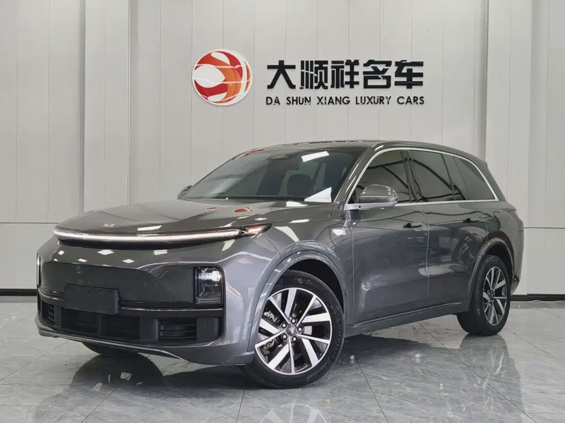 Li Auto L8