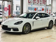 Porsche Panamera 2018