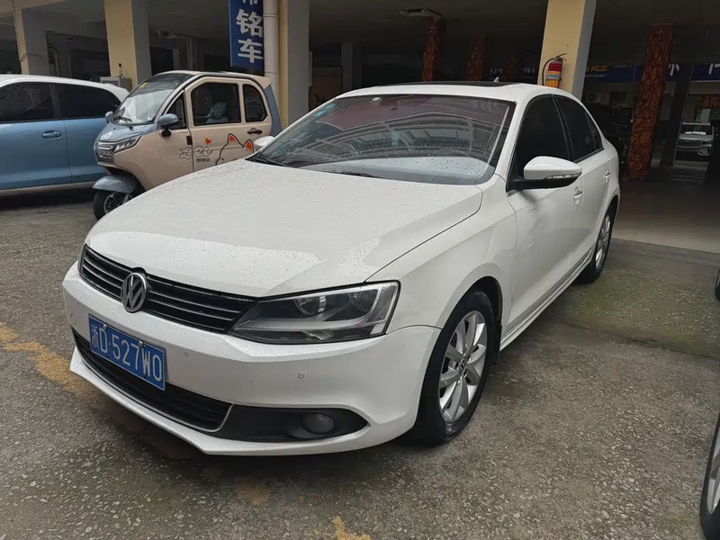 Volkswagen Sagitar