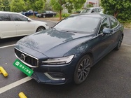 Volvo S60 2025