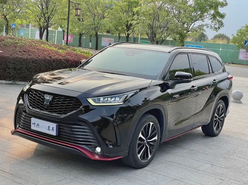 Toyota Crown Kluger 2022
