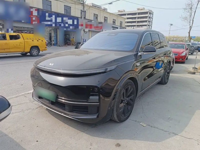 Li Auto L8