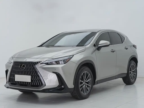 Lexus NX 2022