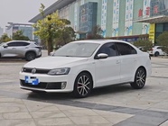 Volkswagen Sagitar 2015