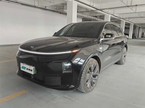 Li Auto L6 2025