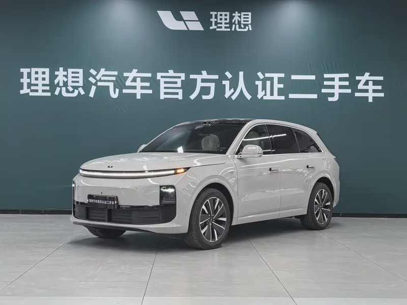 Li Auto L6