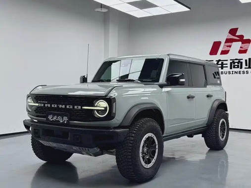 Ford Bronco 2024