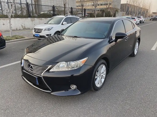 Lexus ES 2012