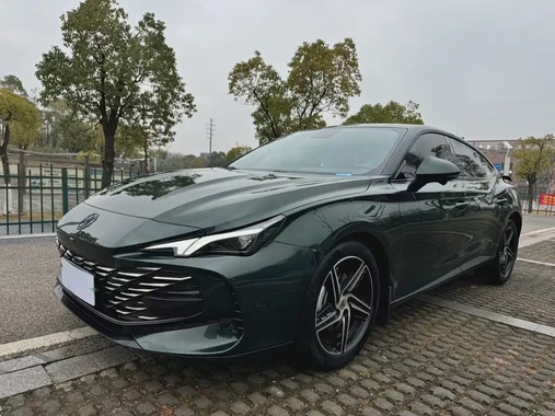MG MG7 2023