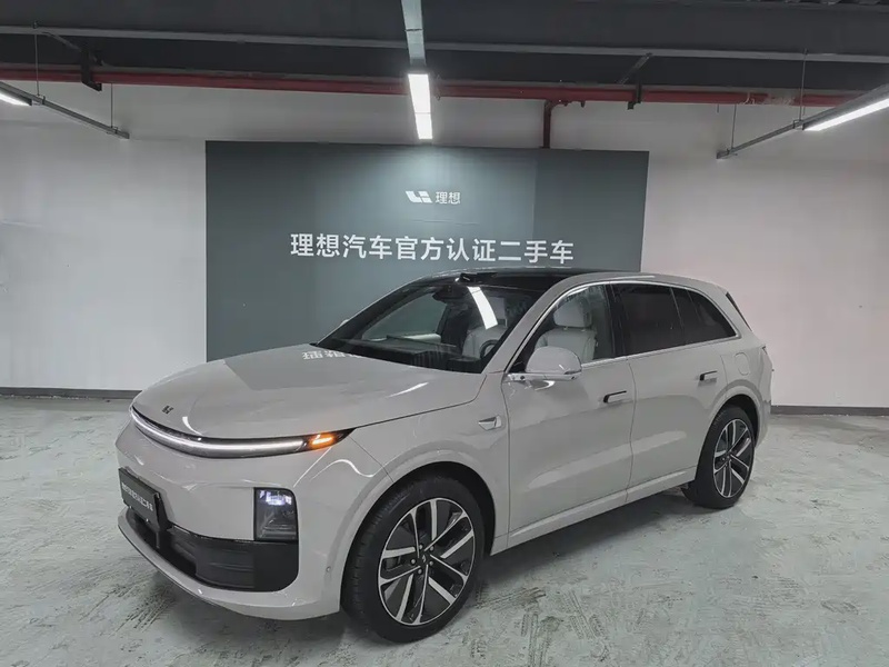 Li Auto L6