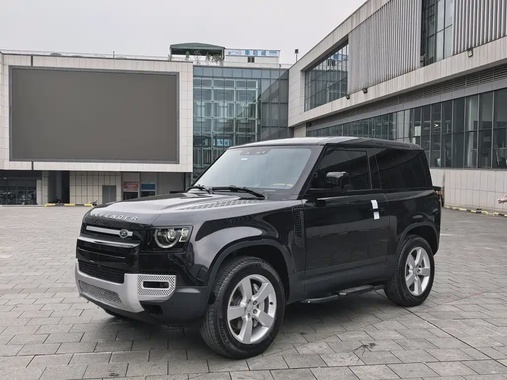 Land Rover Defender 2024