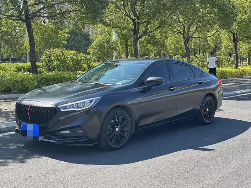 Hongqi H5