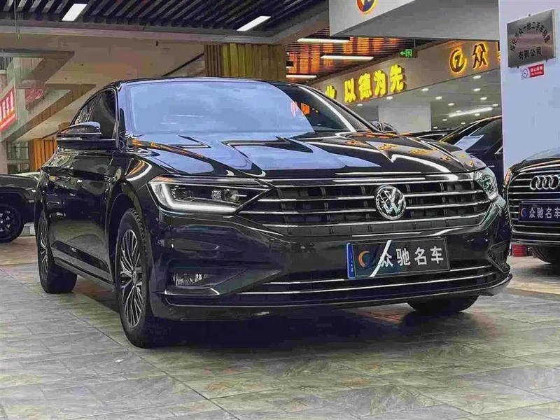 Volkswagen Sagitar